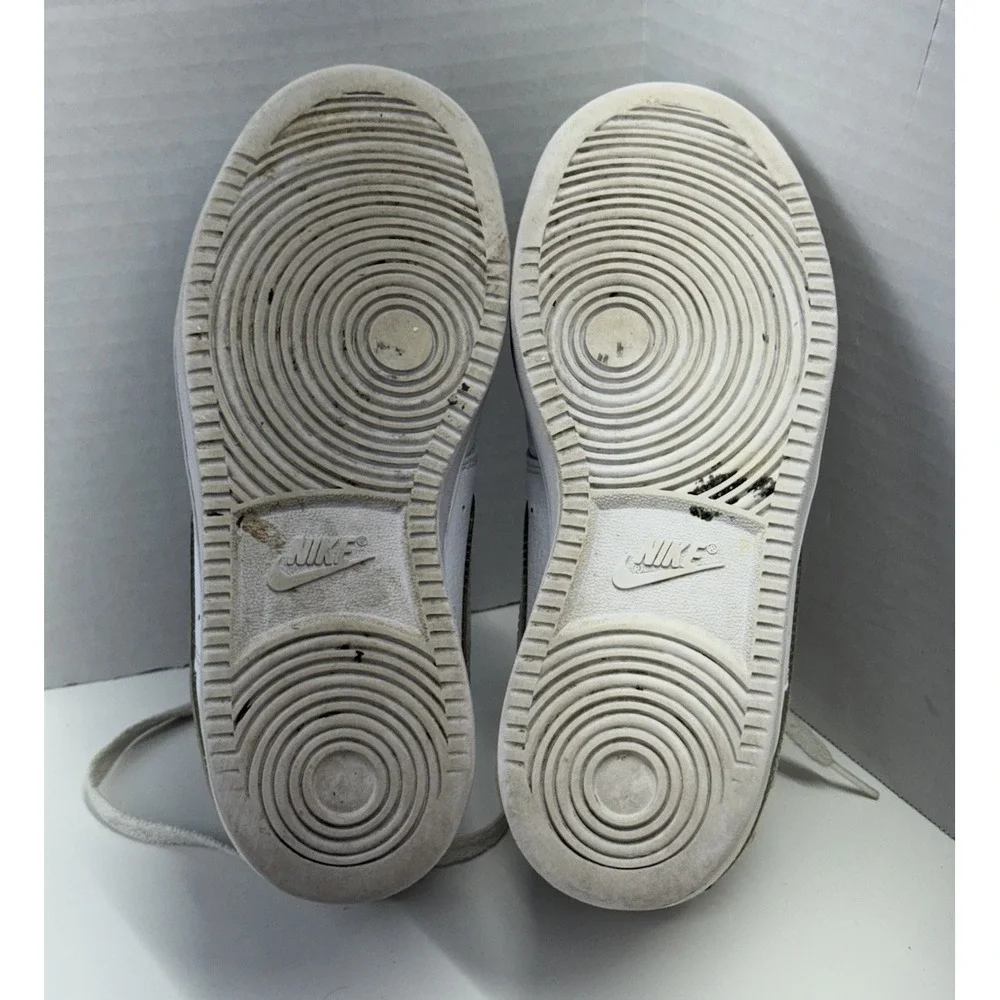 Nike Women's Size 6 Court Vision Low‎ White/Iridescent sneakers - CW5596-100